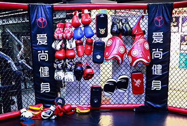 愛(ài)尚健身(shēn)2020年(nián)12月(yuè)總結表彰大(dà)會(huì)暨1月(yuè)奮鬥強人(rén)啓動大(dà)會(huì)